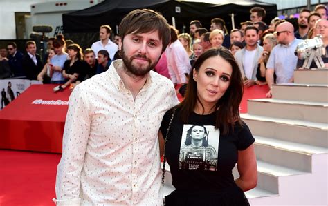 The Inbetweeners star James Buckley and wife Clair。